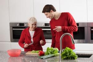 Maintien à domicile : le passage par l'adaptation du domicile de la personne âgée